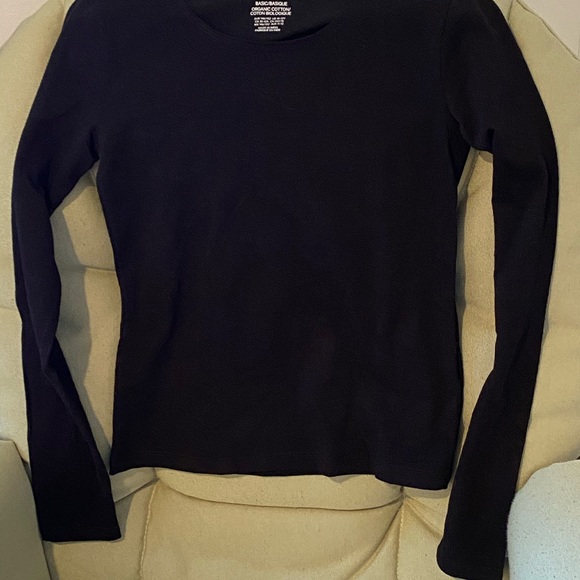 H&M Basics Long Sleeve Black + White Shirts (set) - Picture 5 of 6